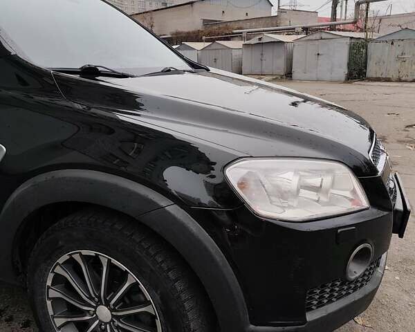 Чорний Шевроле Каптіва, об'ємом двигуна 2.41 л та пробігом 159 тис. км за 8900 $, фото 3 на Automoto.ua