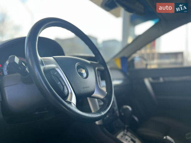 Черный Шевроле Каптива, объемом двигателя 1.99 л и пробегом 212 тыс. км за 9299 $, фото 7 на Automoto.ua