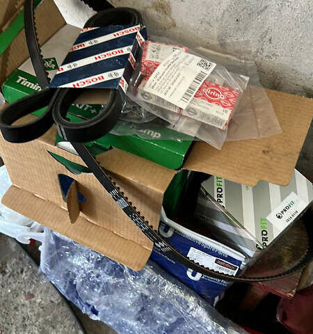 Черный Шевроле Каптива, объемом двигателя 2.4 л и пробегом 250 тыс. км за 8100 $, фото 8 на Automoto.ua