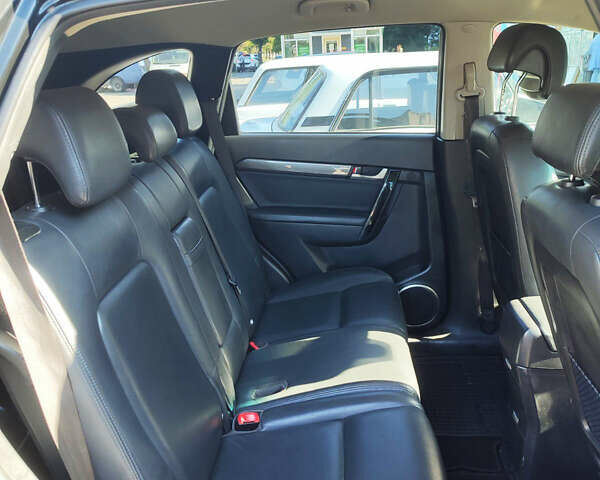 Черный Шевроле Каптива, объемом двигателя 2 л и пробегом 259 тыс. км за 6000 $, фото 6 на Automoto.ua