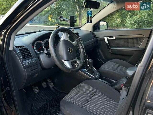 Чорний Шевроле Каптіва, об'ємом двигуна 2.41 л та пробігом 90 тис. км за 7500 $, фото 8 на Automoto.ua