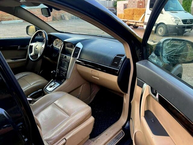 Чорний Шевроле Каптіва, об'ємом двигуна 2 л та пробігом 270 тис. км за 4750 $, фото 3 на Automoto.ua