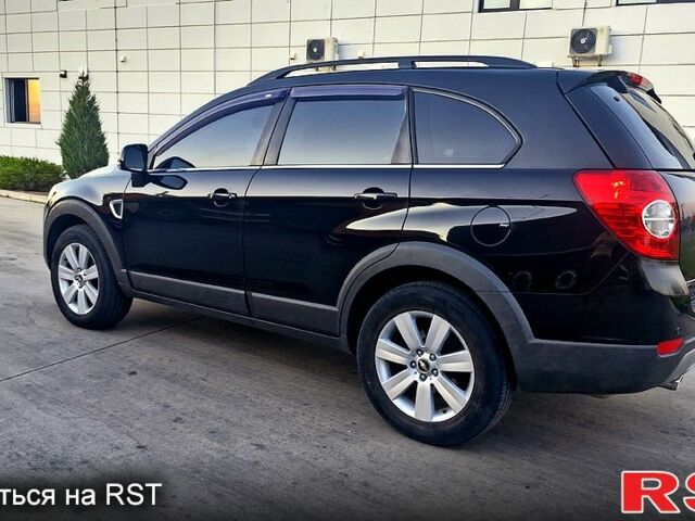 Черный Шевроле Каптива, объемом двигателя 3.2 л и пробегом 260 тыс. км за 7800 $, фото 1 на Automoto.ua