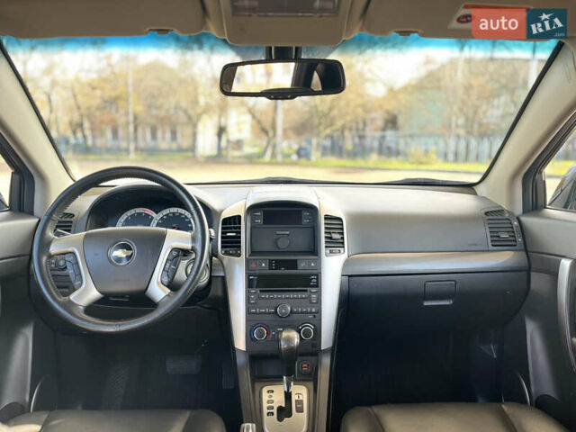 Черный Шевроле Каптива, объемом двигателя 1.99 л и пробегом 212 тыс. км за 9299 $, фото 9 на Automoto.ua