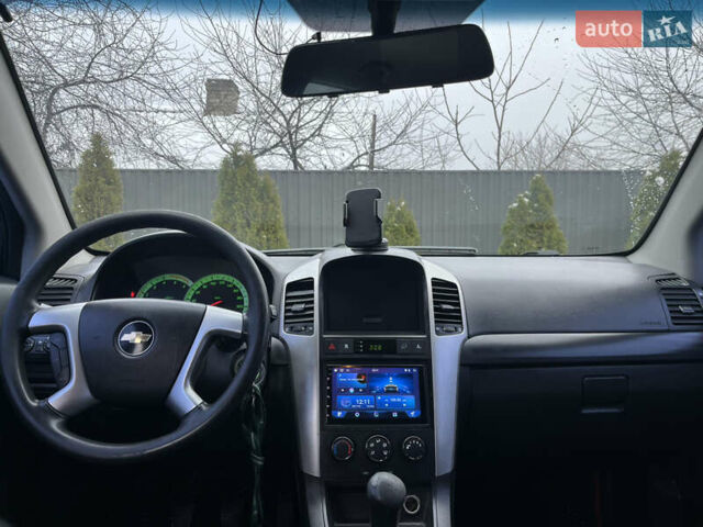 Чорний Шевроле Каптіва, об'ємом двигуна 1.99 л та пробігом 308 тис. км за 8200 $, фото 10 на Automoto.ua