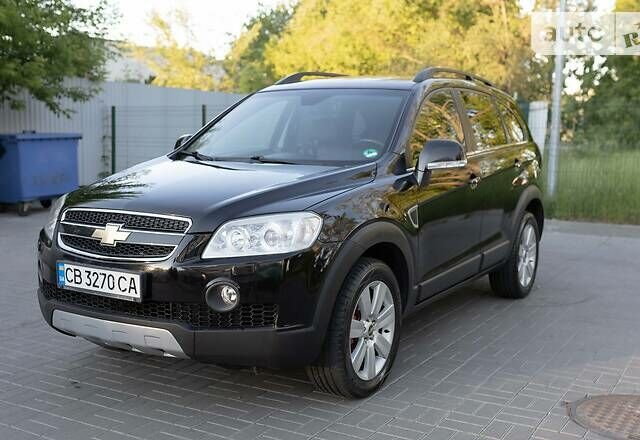Черный Шевроле Каптива, объемом двигателя 2 л и пробегом 216 тыс. км за 8500 $, фото 23 на Automoto.ua