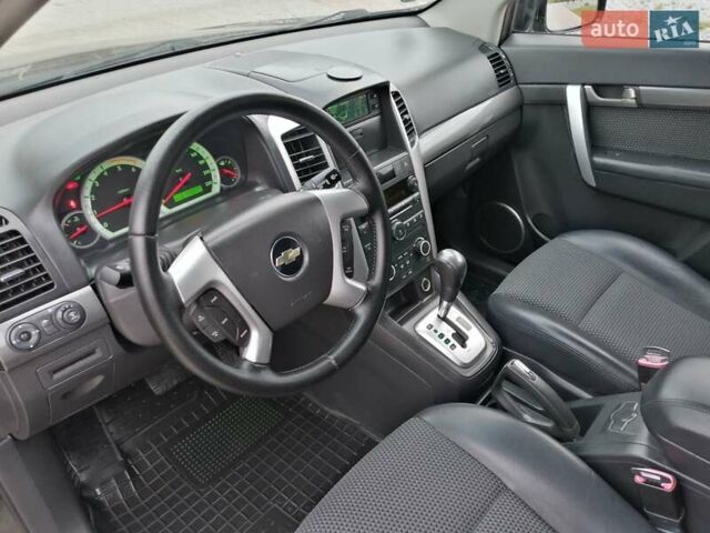 Чорний Шевроле Каптіва, об'ємом двигуна 2 л та пробігом 212 тис. км за 9450 $, фото 28 на Automoto.ua