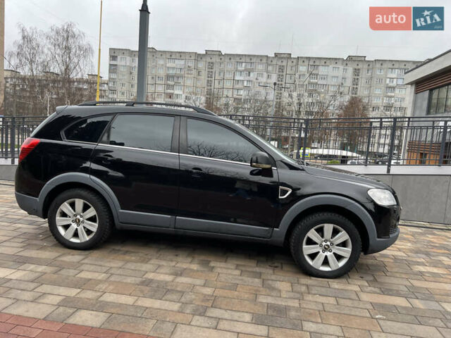 Черный Шевроле Каптива, объемом двигателя 3.2 л и пробегом 220 тыс. км за 6700 $, фото 4 на Automoto.ua