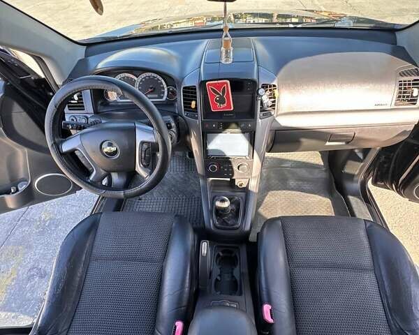 Чорний Шевроле Каптіва, об'ємом двигуна 2.41 л та пробігом 308 тис. км за 6800 $, фото 4 на Automoto.ua