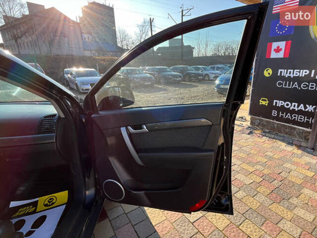 Чорний Шевроле Каптіва, об'ємом двигуна 2.4 л та пробігом 267 тис. км за 7900 $, фото 17 на Automoto.ua