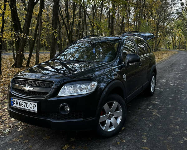 Черный Шевроле Каптива, объемом двигателя 2.4 л и пробегом 205 тыс. км за 8000 $, фото 15 на Automoto.ua