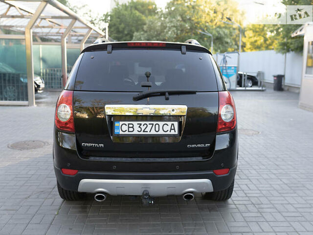 Черный Шевроле Каптива, объемом двигателя 2 л и пробегом 216 тыс. км за 8500 $, фото 19 на Automoto.ua