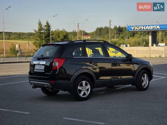 Чорний Шевроле Каптіва, об'ємом двигуна 2.4 л та пробігом 150 тис. км за 7999 $, фото 10 на Automoto.ua