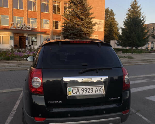 Черный Шевроле Каптива, объемом двигателя 3.2 л и пробегом 161 тыс. км за 7750 $, фото 2 на Automoto.ua
