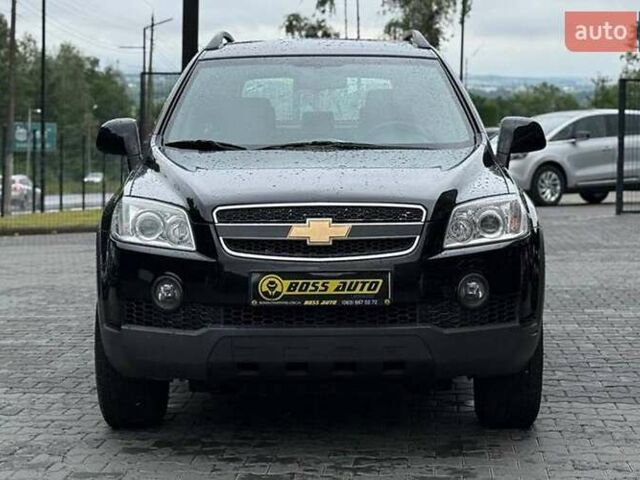 Черный Шевроле Каптива, объемом двигателя 2.41 л и пробегом 184 тыс. км за 8900 $, фото 1 на Automoto.ua