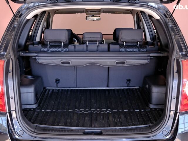 Черный Шевроле Каптива, объемом двигателя 2.4 л и пробегом 173 тыс. км за 6900 $, фото 8 на Automoto.ua