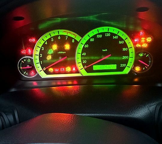 Чорний Шевроле Каптіва, об'ємом двигуна 2.4 л та пробігом 100 тис. км за 9500 $, фото 6 на Automoto.ua