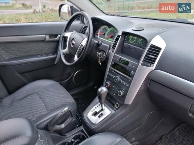 Чорний Шевроле Каптіва, об'ємом двигуна 2 л та пробігом 212 тис. км за 9450 $, фото 47 на Automoto.ua