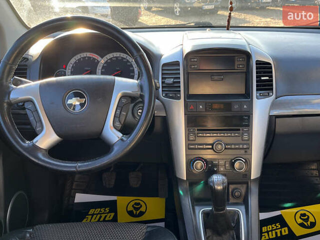Чорний Шевроле Каптіва, об'ємом двигуна 2.4 л та пробігом 267 тис. км за 7900 $, фото 14 на Automoto.ua
