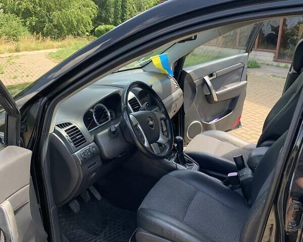 Черный Шевроле Каптива, объемом двигателя 1.99 л и пробегом 166 тыс. км за 8600 $, фото 22 на Automoto.ua