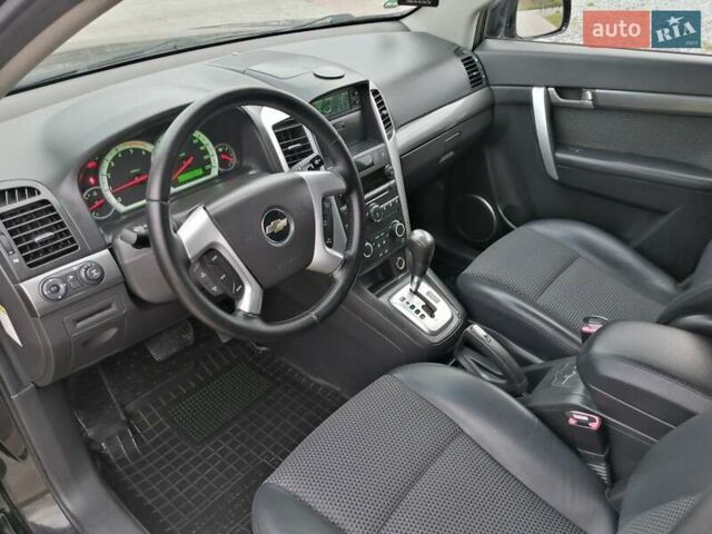 Чорний Шевроле Каптіва, об'ємом двигуна 2 л та пробігом 212 тис. км за 9450 $, фото 27 на Automoto.ua