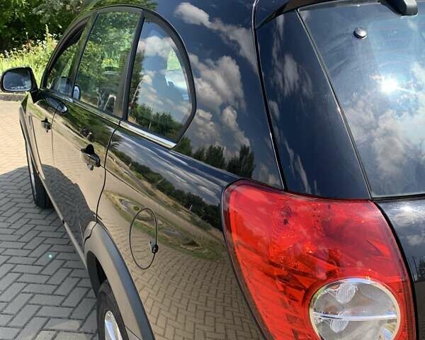 Черный Шевроле Каптива, объемом двигателя 1.99 л и пробегом 166 тыс. км за 8600 $, фото 4 на Automoto.ua