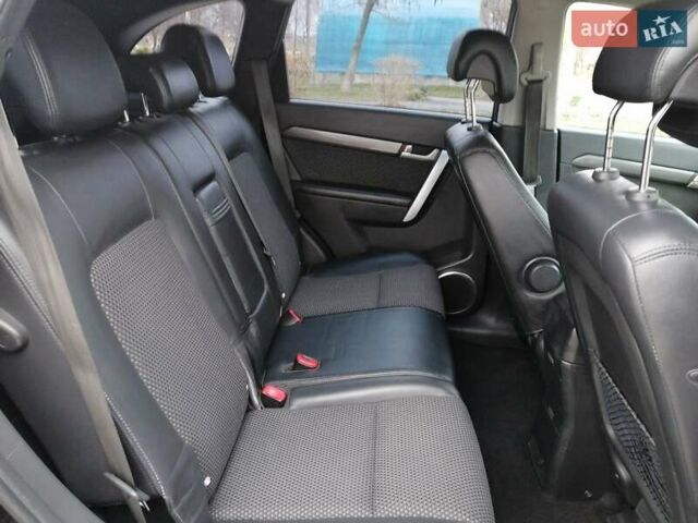 Чорний Шевроле Каптіва, об'ємом двигуна 2 л та пробігом 212 тис. км за 9450 $, фото 56 на Automoto.ua