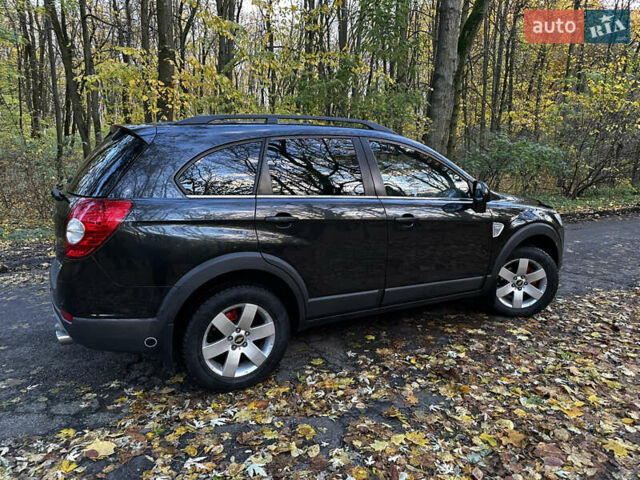 Черный Шевроле Каптива, объемом двигателя 2.4 л и пробегом 205 тыс. км за 8000 $, фото 22 на Automoto.ua