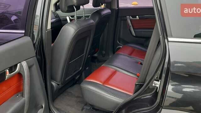 Черный Шевроле Каптива, объемом двигателя 2 л и пробегом 79 тыс. км за 7999 $, фото 11 на Automoto.ua