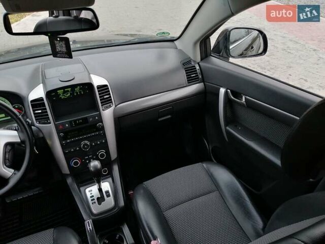 Чорний Шевроле Каптіва, об'ємом двигуна 2 л та пробігом 212 тис. км за 9450 $, фото 62 на Automoto.ua