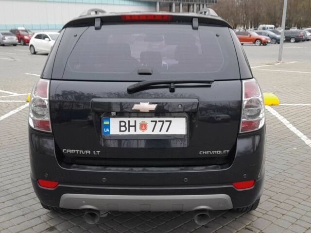 Черный Шевроле Каптива, объемом двигателя 2 л и пробегом 79 тыс. км за 7999 $, фото 3 на Automoto.ua