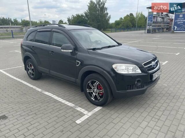 Черный Шевроле Каптива, объемом двигателя 2.41 л и пробегом 213 тыс. км за 7700 $, фото 4 на Automoto.ua