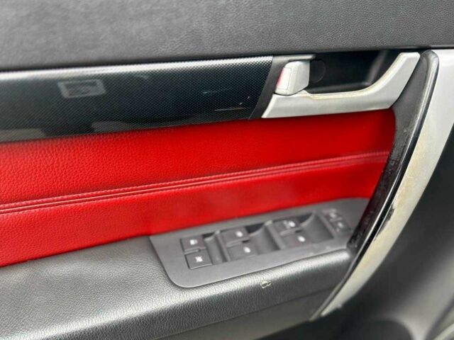 Черный Шевроле Каптива, объемом двигателя 2 л и пробегом 177 тыс. км за 9500 $, фото 6 на Automoto.ua