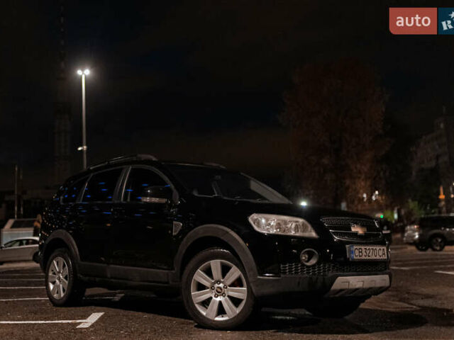Черный Шевроле Каптива, объемом двигателя 2 л и пробегом 216 тыс. км за 8500 $, фото 12 на Automoto.ua