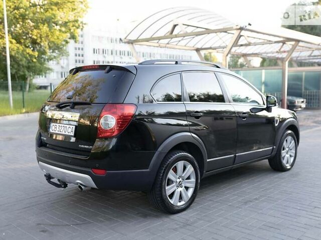 Черный Шевроле Каптива, объемом двигателя 2 л и пробегом 216 тыс. км за 8500 $, фото 18 на Automoto.ua