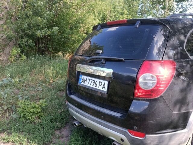 Черный Шевроле Каптива, объемом двигателя 2.4 л и пробегом 207 тыс. км за 5500 $, фото 5 на Automoto.ua