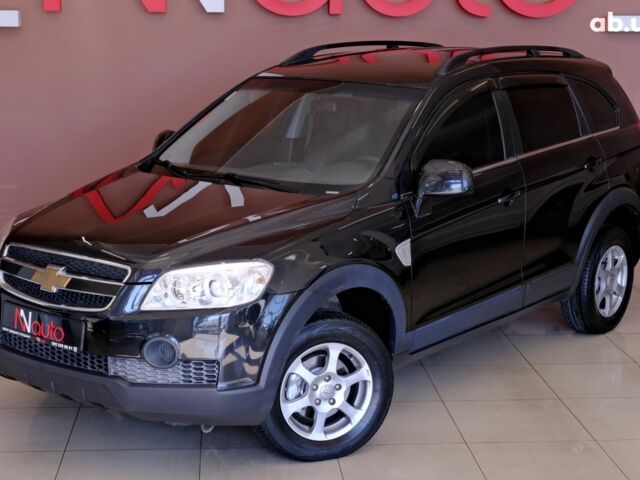 Черный Шевроле Каптива, объемом двигателя 2.4 л и пробегом 173 тыс. км за 6900 $, фото 1 на Automoto.ua