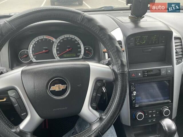 Черный Шевроле Каптива, объемом двигателя 2.41 л и пробегом 213 тыс. км за 7700 $, фото 9 на Automoto.ua