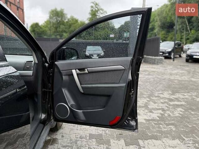 Черный Шевроле Каптива, объемом двигателя 2.41 л и пробегом 184 тыс. км за 8900 $, фото 21 на Automoto.ua