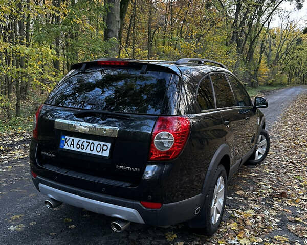 Черный Шевроле Каптива, объемом двигателя 2.4 л и пробегом 205 тыс. км за 8000 $, фото 21 на Automoto.ua