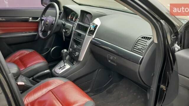 Черный Шевроле Каптива, объемом двигателя 2 л и пробегом 79 тыс. км за 7999 $, фото 14 на Automoto.ua