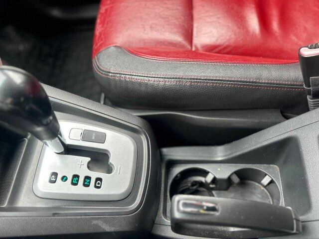 Черный Шевроле Каптива, объемом двигателя 2 л и пробегом 177 тыс. км за 9500 $, фото 14 на Automoto.ua