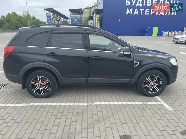 Черный Шевроле Каптива, объемом двигателя 2.41 л и пробегом 213 тыс. км за 7700 $, фото 5 на Automoto.ua
