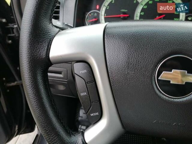 Чорний Шевроле Каптіва, об'ємом двигуна 2 л та пробігом 212 тис. км за 9450 $, фото 37 на Automoto.ua