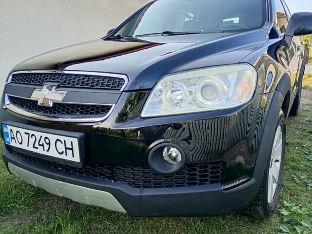Чорний Шевроле Каптіва, об'ємом двигуна 2.4 л та пробігом 298 тис. км за 6500 $, фото 1 на Automoto.ua