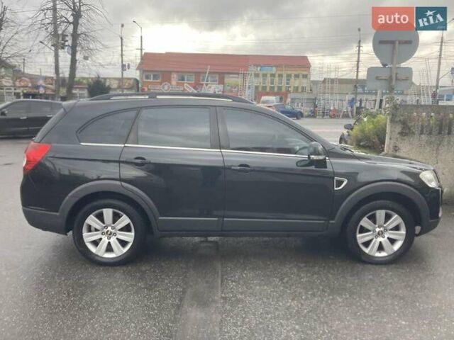 Чорний Шевроле Каптіва, об'ємом двигуна 2.4 л та пробігом 153 тис. км за 8000 $, фото 4 на Automoto.ua