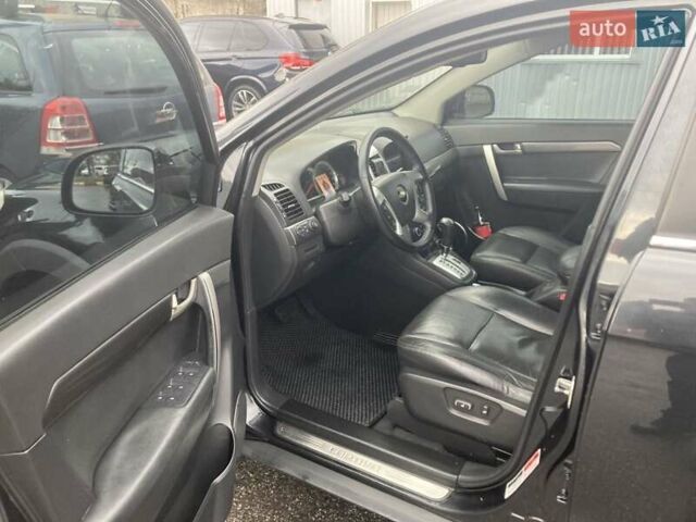 Чорний Шевроле Каптіва, об'ємом двигуна 2.4 л та пробігом 153 тис. км за 8000 $, фото 8 на Automoto.ua