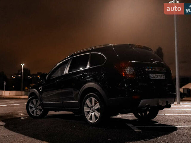 Черный Шевроле Каптива, объемом двигателя 2 л и пробегом 216 тыс. км за 8500 $, фото 15 на Automoto.ua