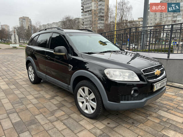 Черный Шевроле Каптива, объемом двигателя 3.2 л и пробегом 220 тыс. км за 6700 $, фото 3 на Automoto.ua