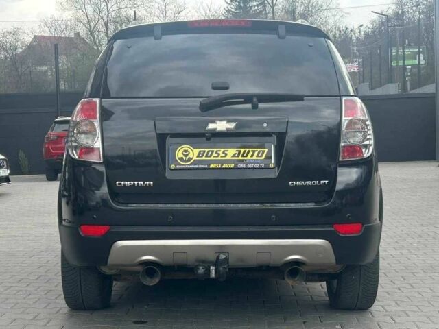Черный Шевроле Каптива, объемом двигателя 2 л и пробегом 177 тыс. км за 9500 $, фото 4 на Automoto.ua